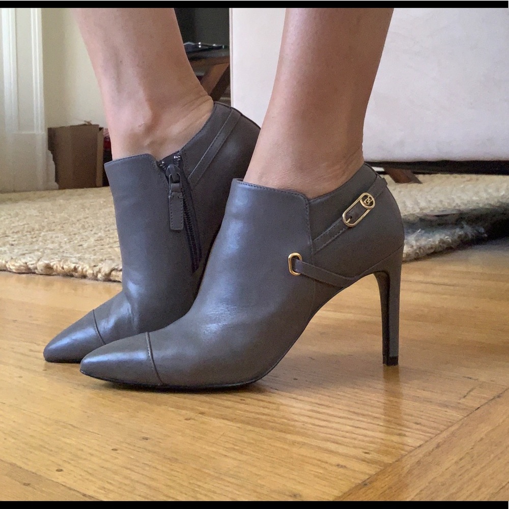 Cole Haan Leather Booties SZ5.5
